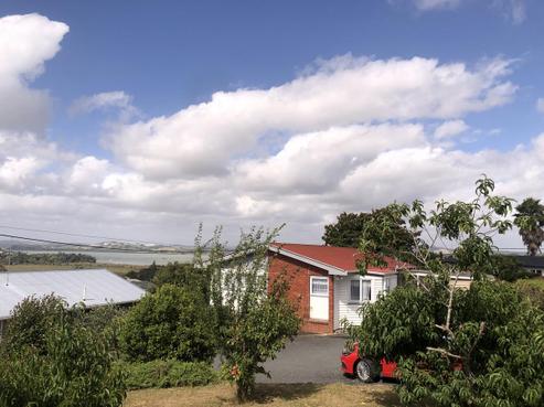 102 Onerahi Road, Onerahi