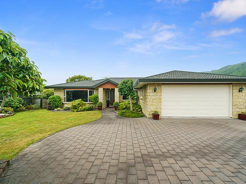 80 Parata Street, Waikanae
