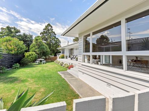 11 Teviot Place, Totara Vale