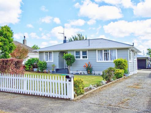 5 Surrey Street, Solway