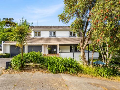 2/82 Verbena Road, Birkdale