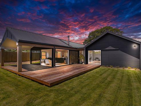 15 Peony Drive, Greytown