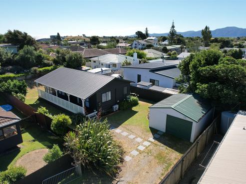 21B Moana Road, Paraparaumu
