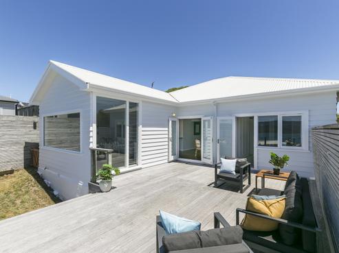 114 Nevay Road, Karaka Bays