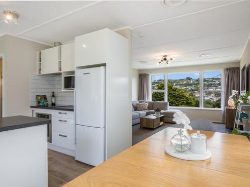 14 Lynda Avenue, Paparangi