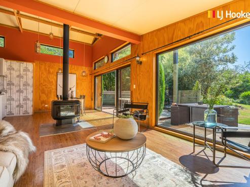 6 Caleb Place, Helensburgh