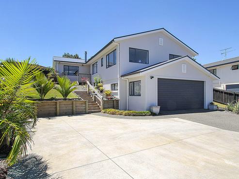 17 Donald Street, Stanmore Bay