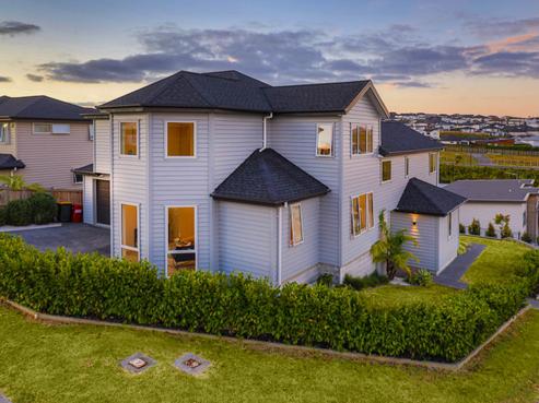 6 Colonial Drive, Silverdale