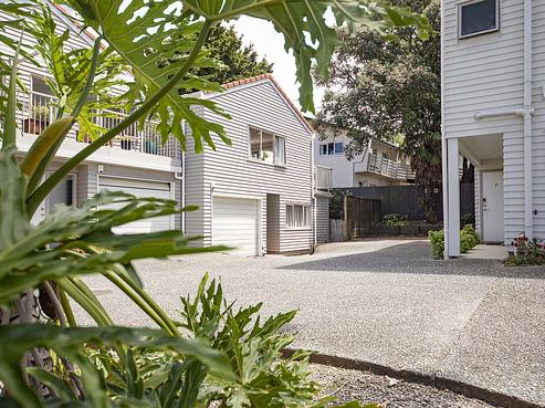 24E Mount Smart Road, Royal Oak