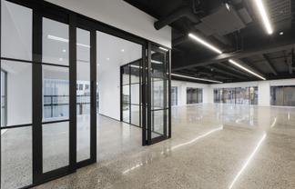 Flexible full floor opportunity