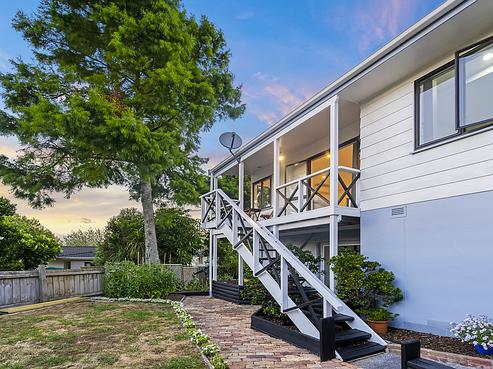 49B Athena Drive, Totara Vale