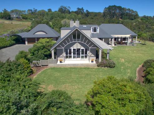 12 Wades Road, Whitford