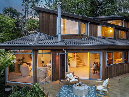 44 Tinopai Road, Titirangi
