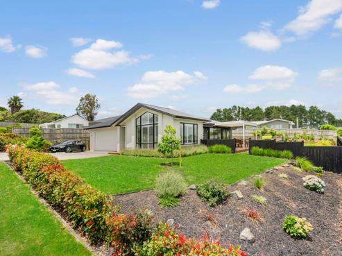 29 Motukaraka Drive, Beachlands
