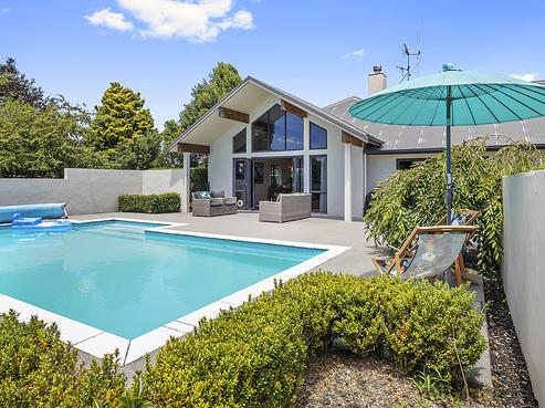 48A Cowley Drive, Leamington
