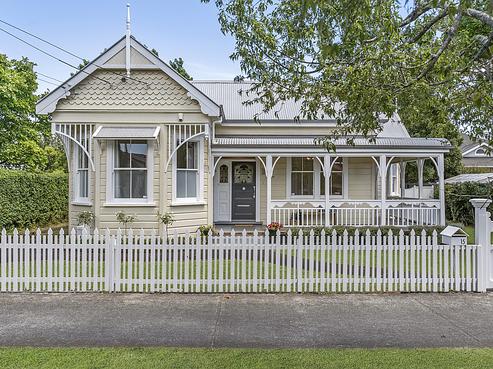 15 Mars Avenue, Sandringham