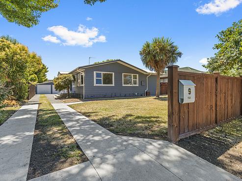 9 Lovelock Place, Chartwell