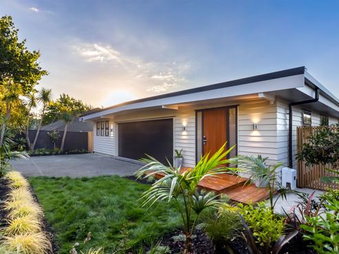 28 Bass Road, Albany