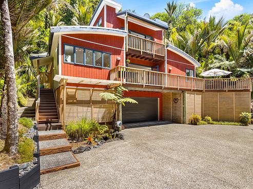 56 Wood Bay Road, Titirangi