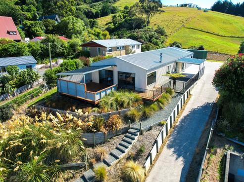 114 Hall Road, Sawyers Bay