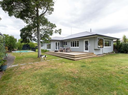 6 Kuku Street, Te Awanga