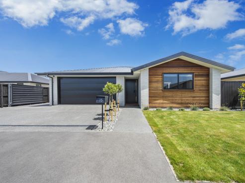 15 Sandstone Crescent, Rolleston