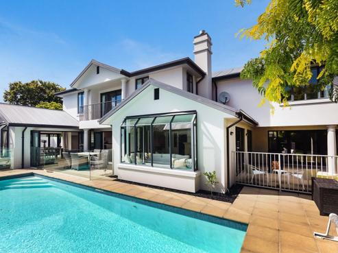 16 Makora Street, Fendalton