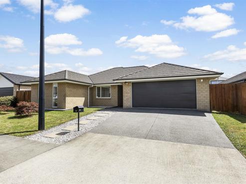 18 Chalgrove Road, Huntington