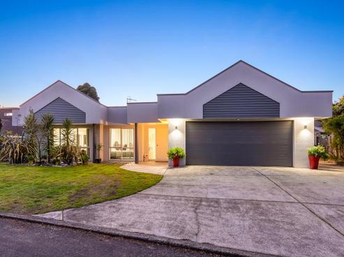2 Tainui Street, Raumati Beach