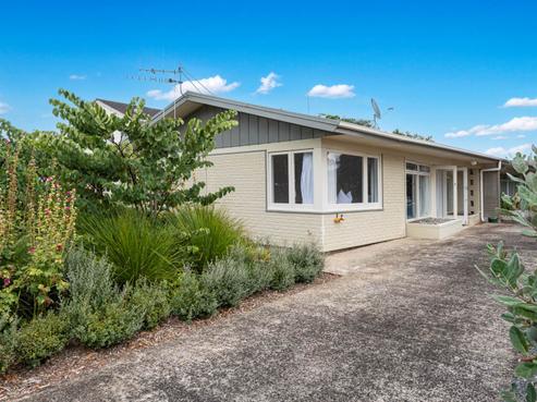 18A Lovatt Crescent, Kensington