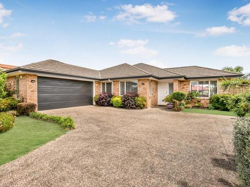 14 Stranraer Crescent, Wattle Downs