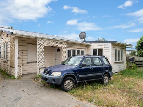 2 Rupini Street, Otaki Beach