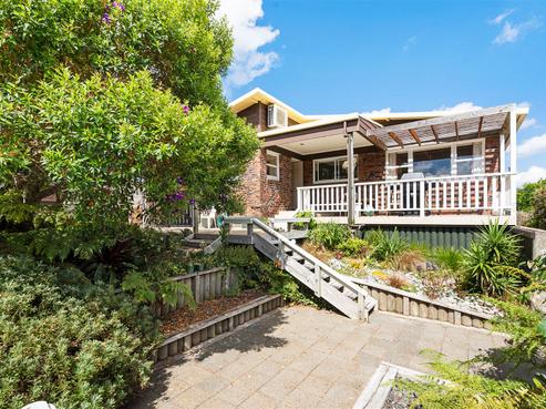 37 Clotworthy Crescent, Onerahi