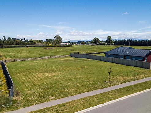 9 Silver Peaks Drive, West Melton
