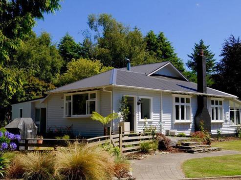 2386 Herbert-hampden Road, Herbert