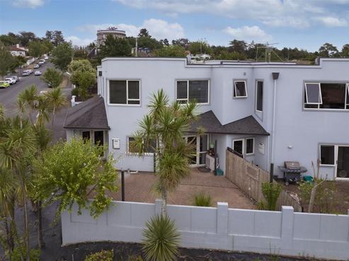 4/112 Clarence Street, Hamilton Lake