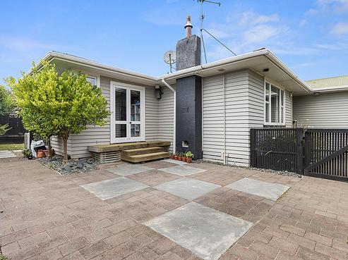 7 Michael Avenue, Dinsdale