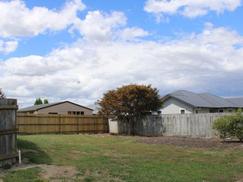 2 Solstone Drive, Solway