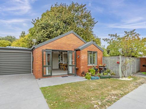1/38 Ensors Road, Opawa