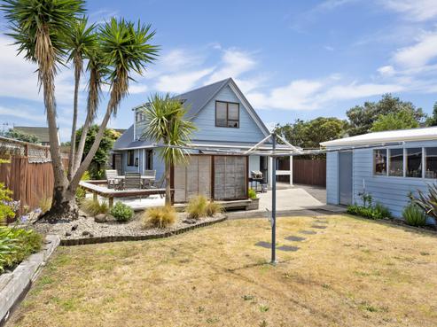 236 Manly Street, Paraparaumu Beach