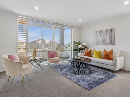 22 Soaring Bird Drive, Takanini