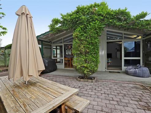 10 Carl Avenue, Havelock North