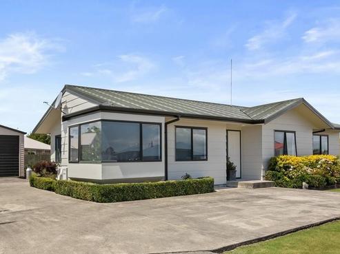 12 Almond Grove, Feilding