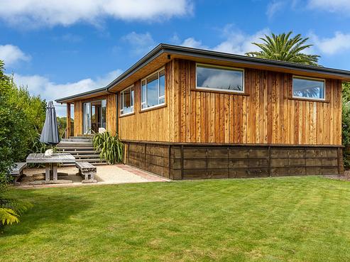 332 Estuary Road, South New Brighton