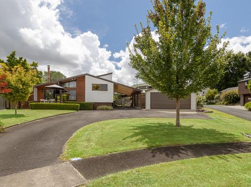 29 Marlowe Drive, Leamington