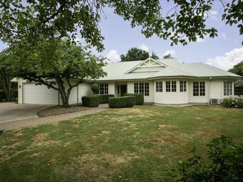 40 Cowley Drive, Leamington