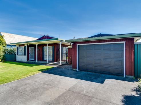 22 Roskilda Crescent, Taradale