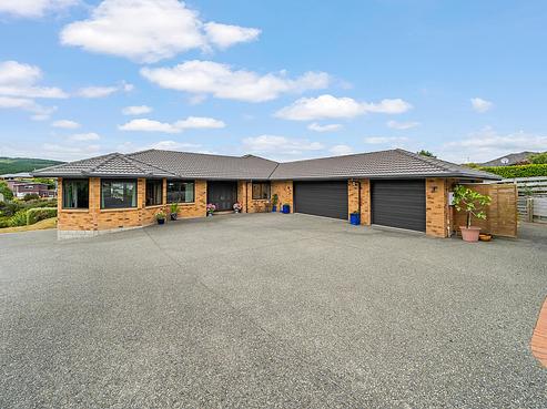 80 Kirton Drive, Riverstone Terraces