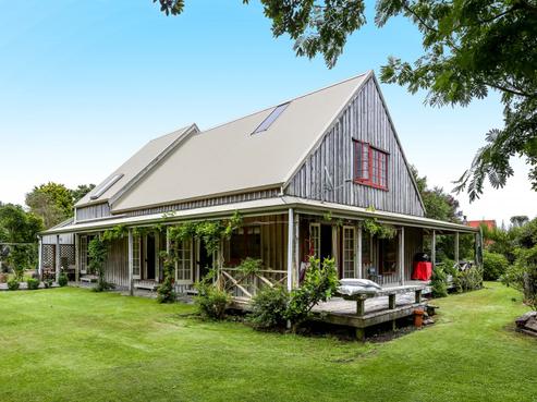 7B Kaitake Place, Oakura