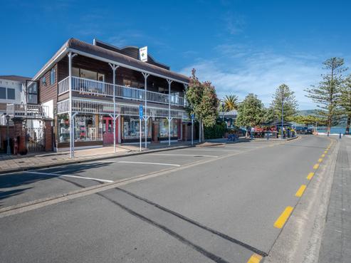 55 Beach Road, Akaroa
